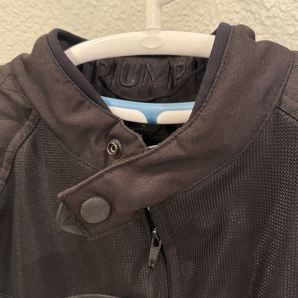 Triumph Waldron Mesh Motorcycle Jacket - Picture 2 of 16